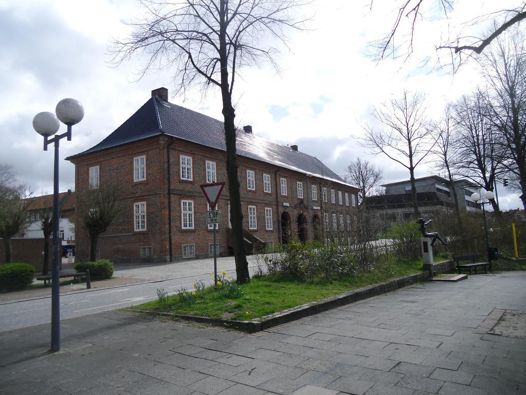 Hotel Pelli Hof Rendsburg By Tulip Inn Екстериор снимка