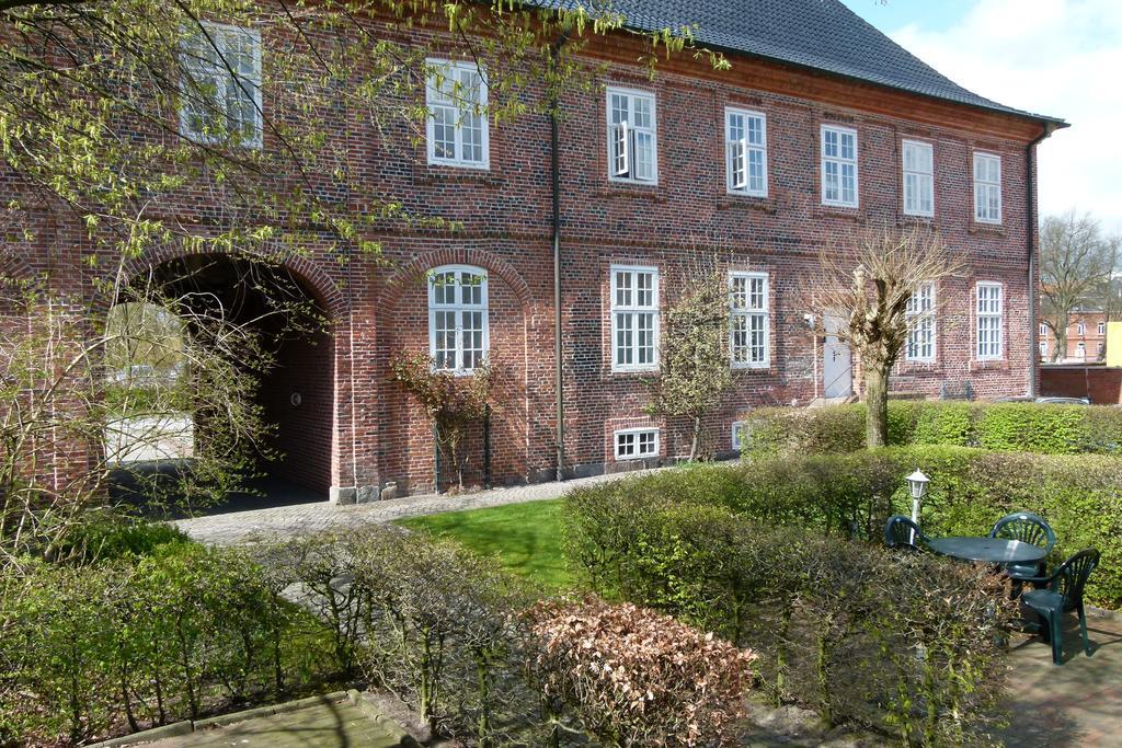 Hotel Pelli Hof Rendsburg By Tulip Inn Екстериор снимка